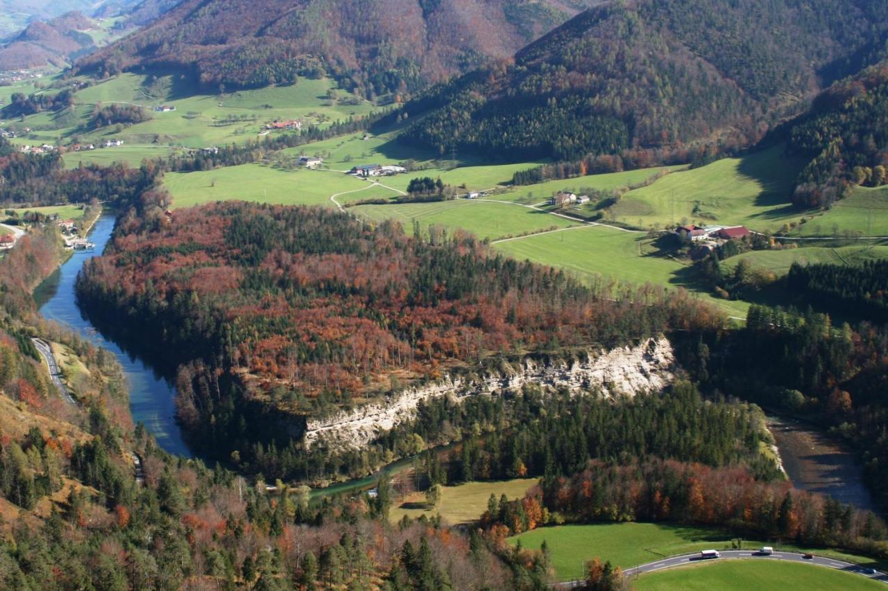 Ferienhof Unterfuehrholzergut Klaus an der Pyhrnbahn Extérieur photo